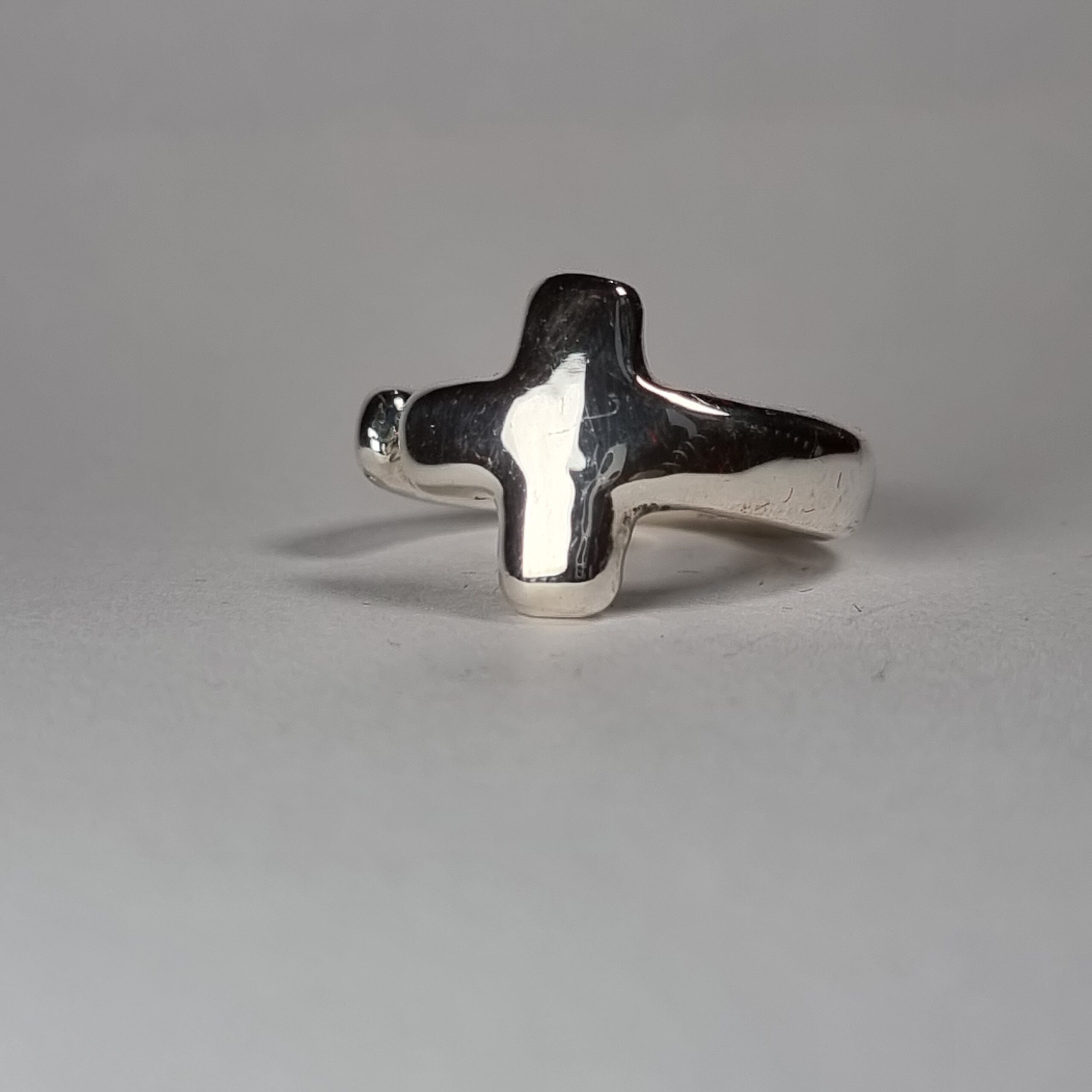Crucifix Ring - Image 3
