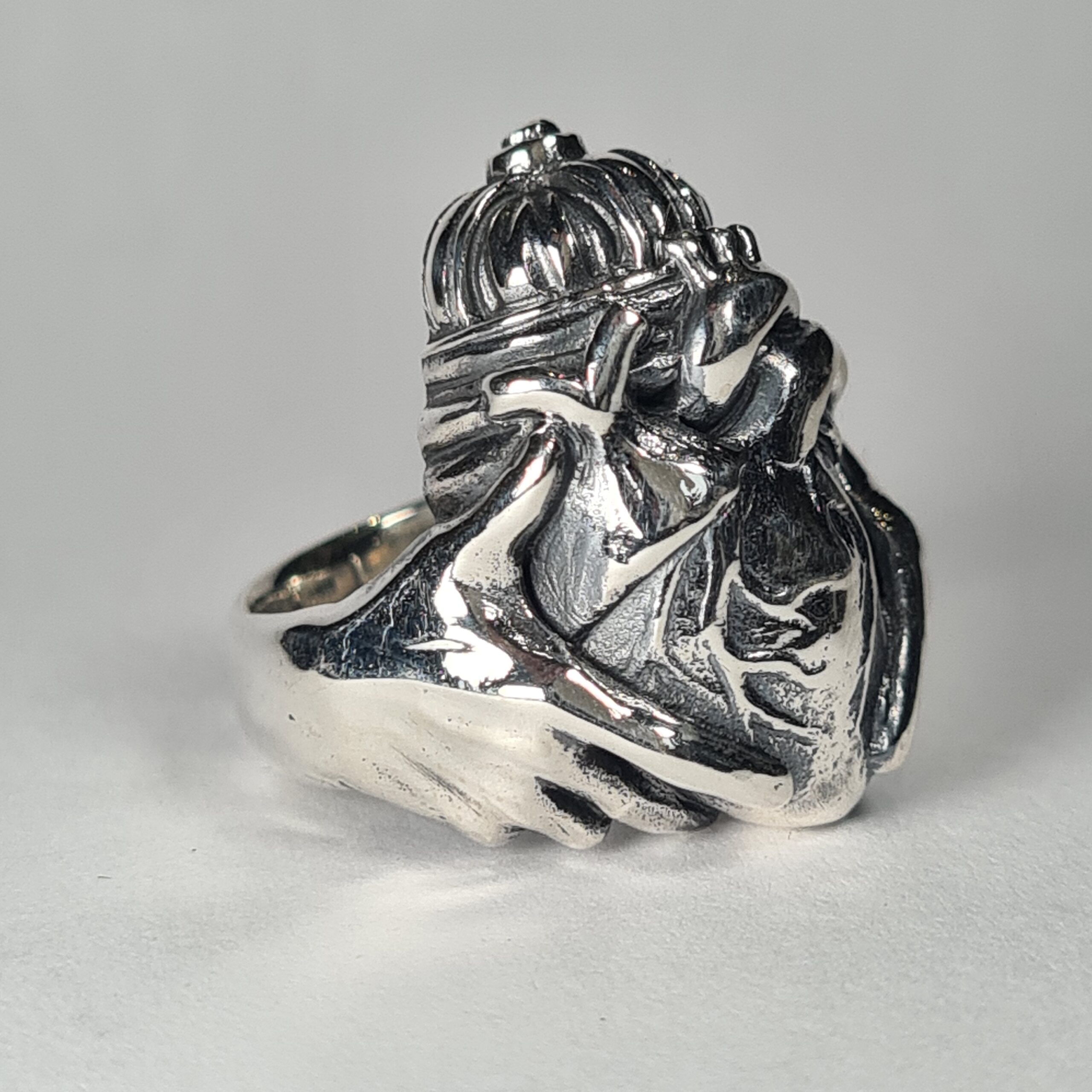 Anatomical Claddagh