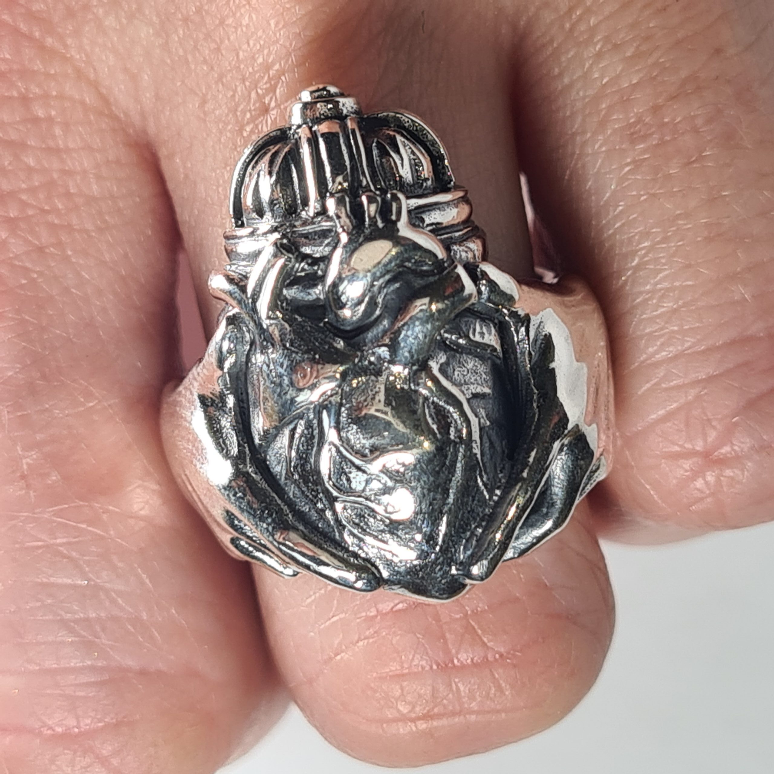 Anatomical Claddagh - Image 2