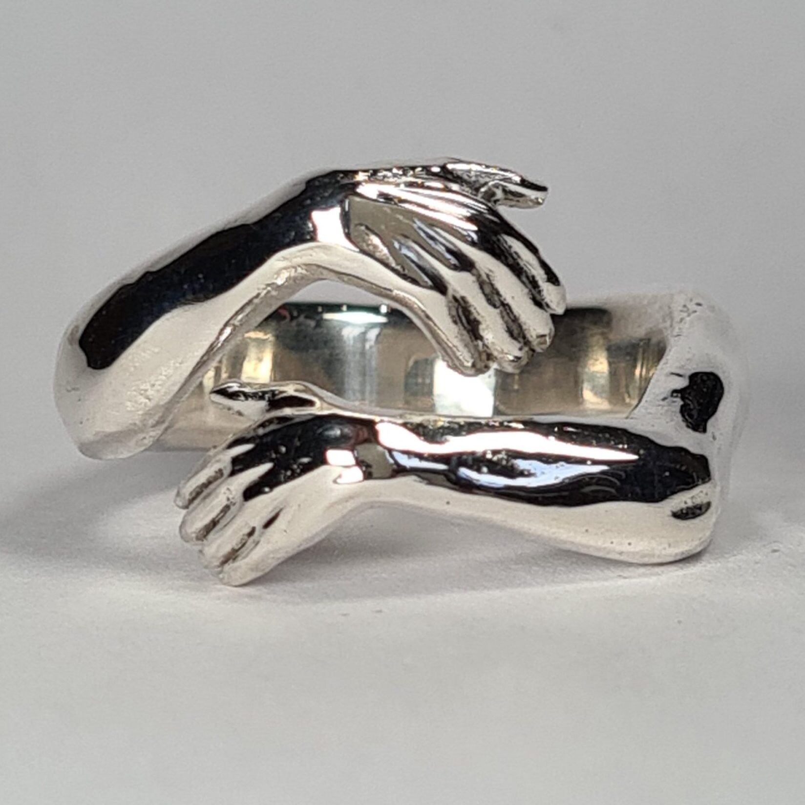 Hug Ring