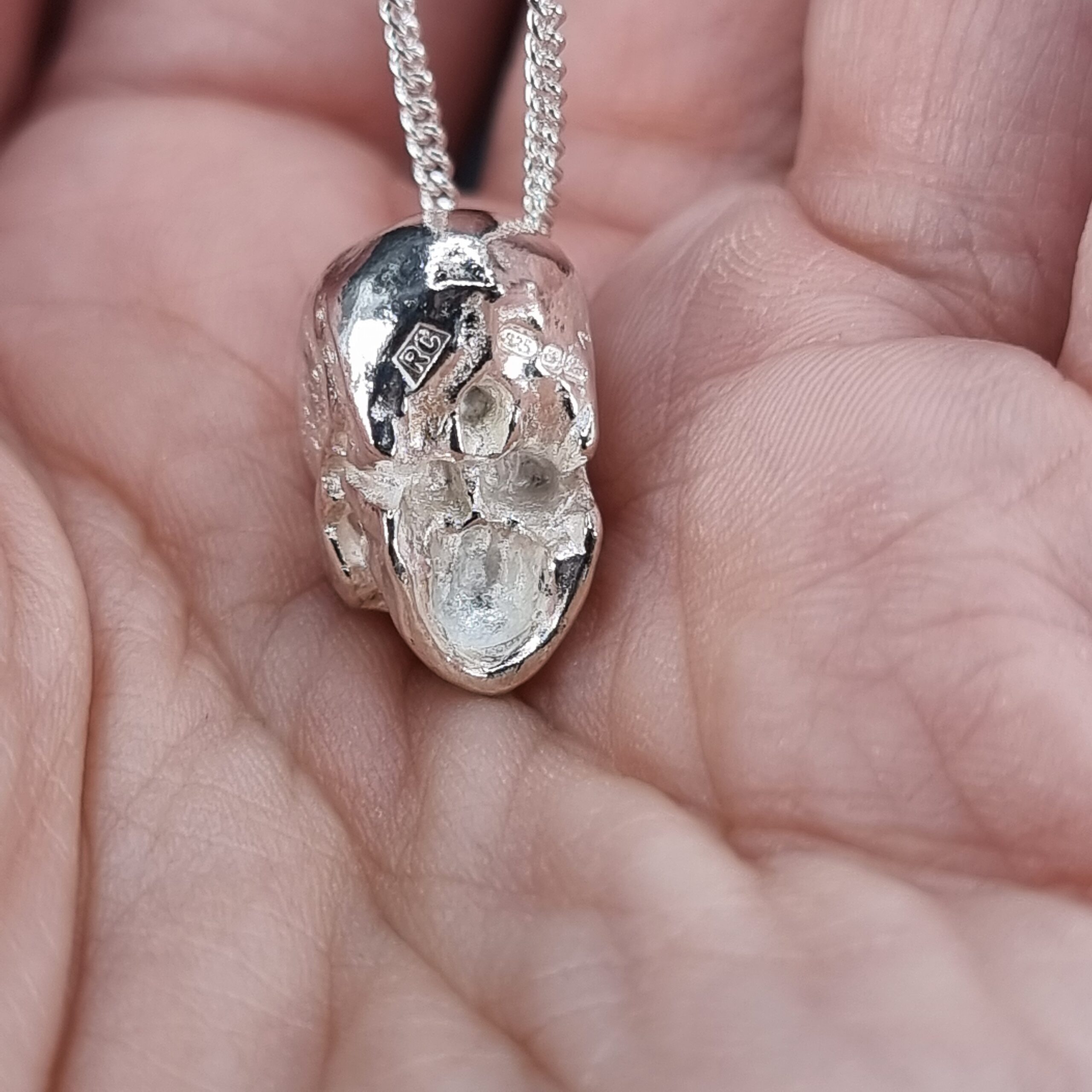 Small Skull Pendant - Image 5