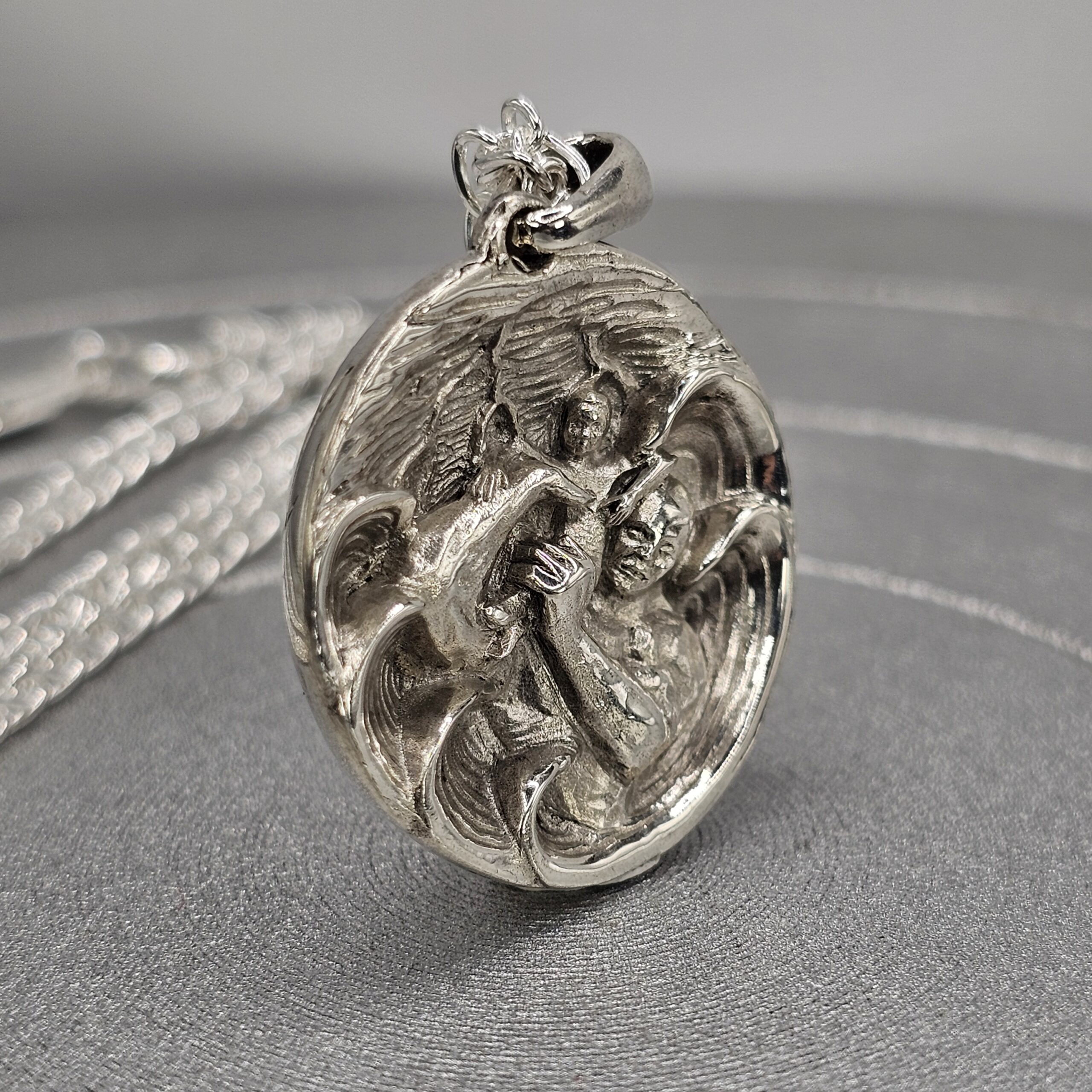 St Christopher Pendant - Image 2
