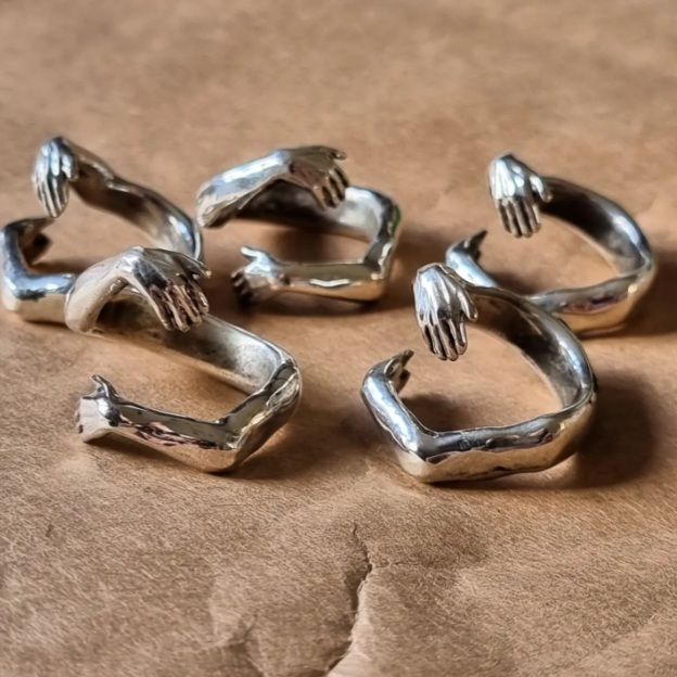 Hug Ring - Image 7