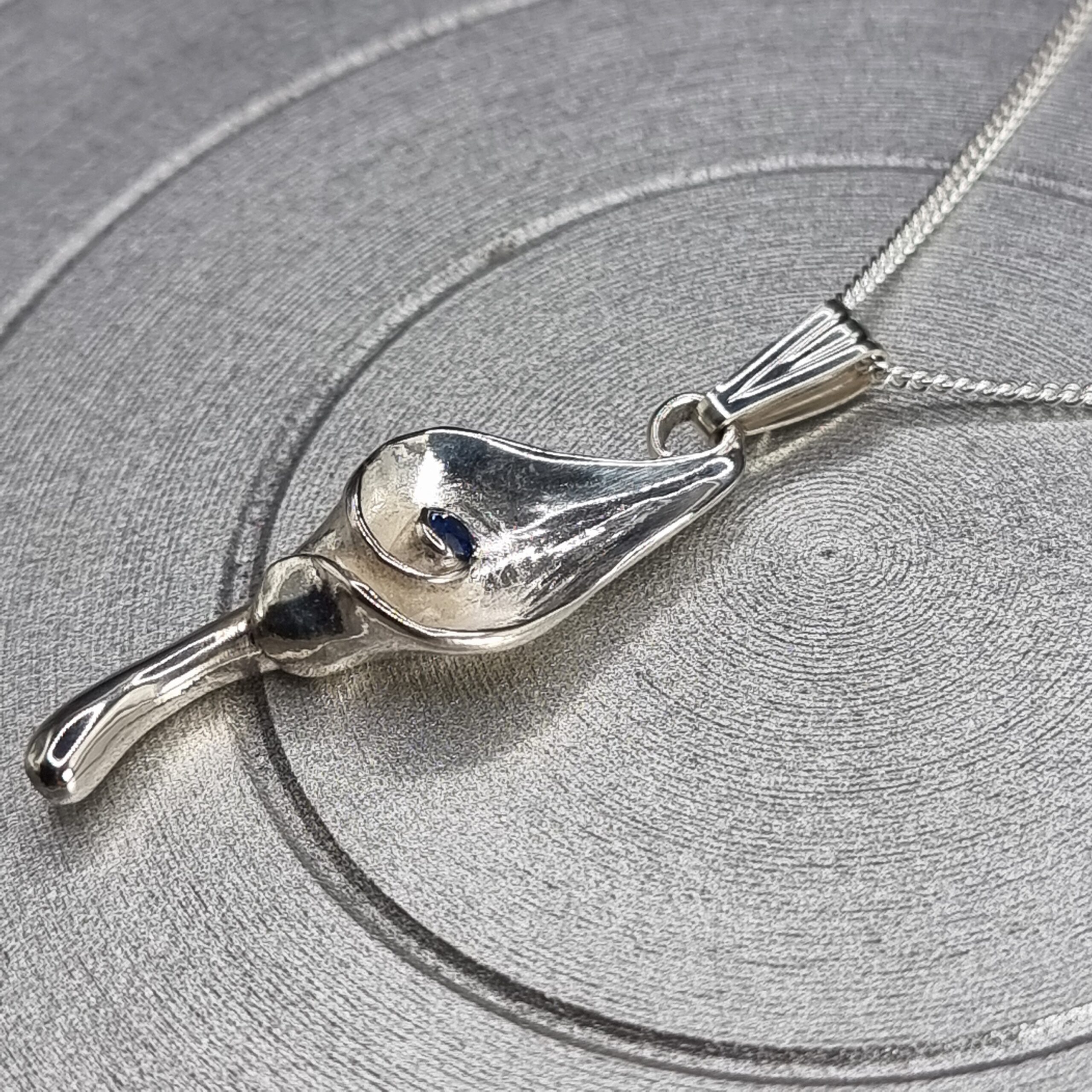 Calla Lily Pendant - Image 7
