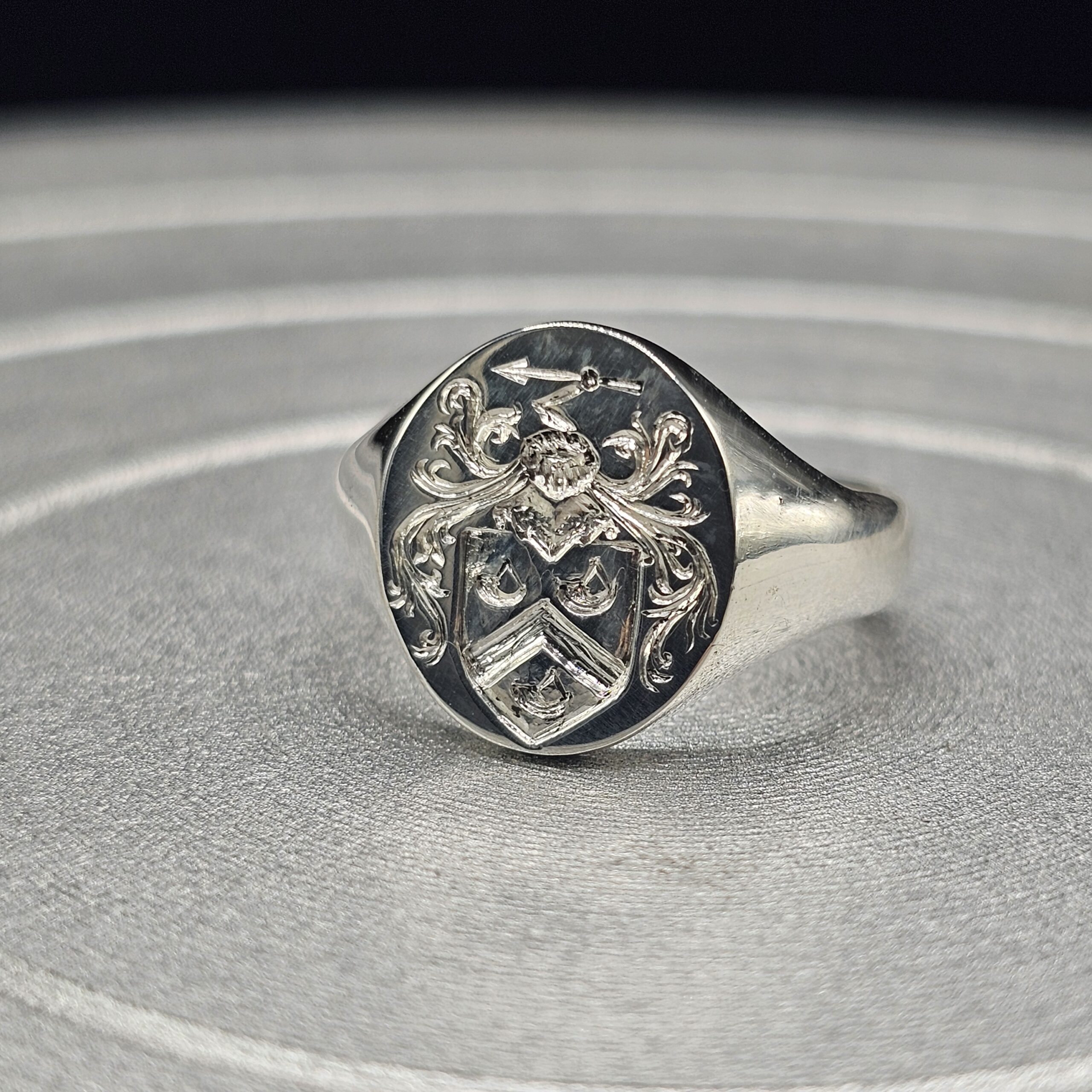 14mm Oval Signet Ring - Image 10