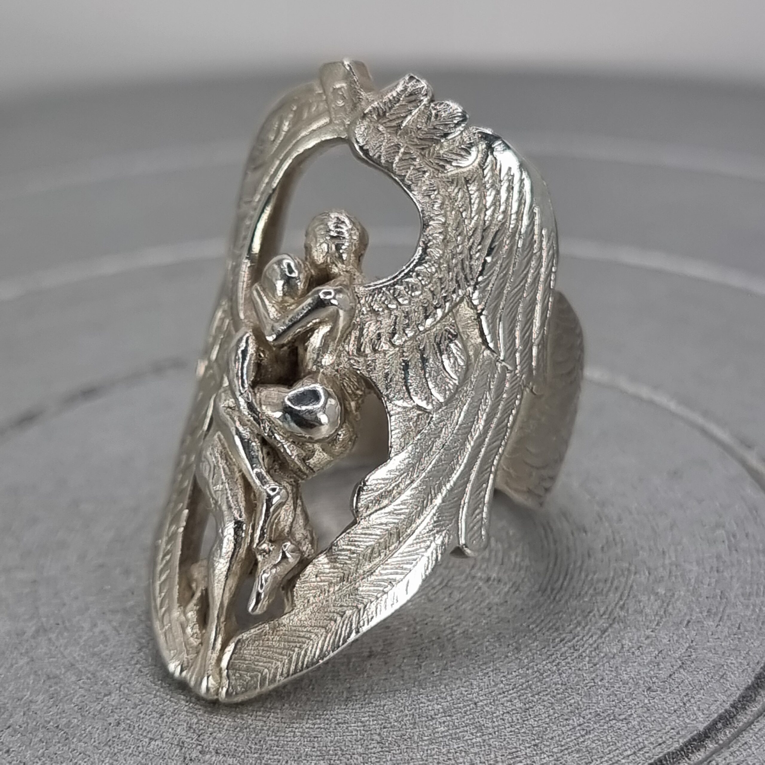 Angels Embrace - Image 5
