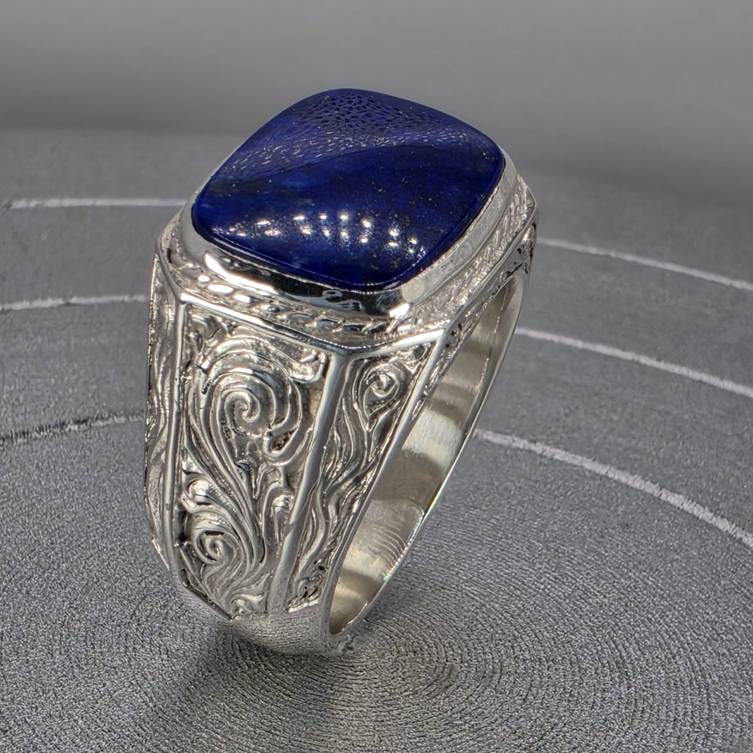 Western Scroll Stone Set Ring - Image 5